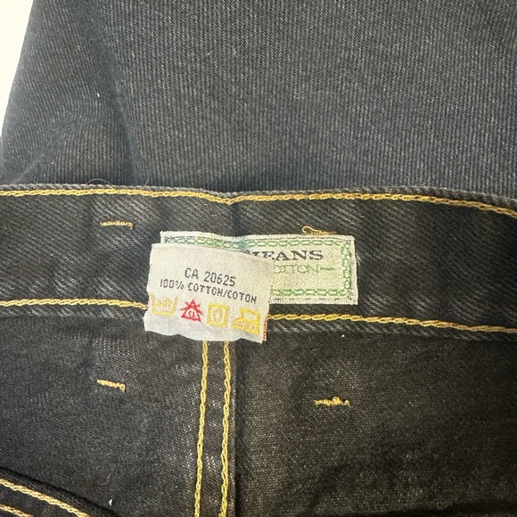 American tradition GUESS jeans Original designs Since 1981 - Picture 6 of 6